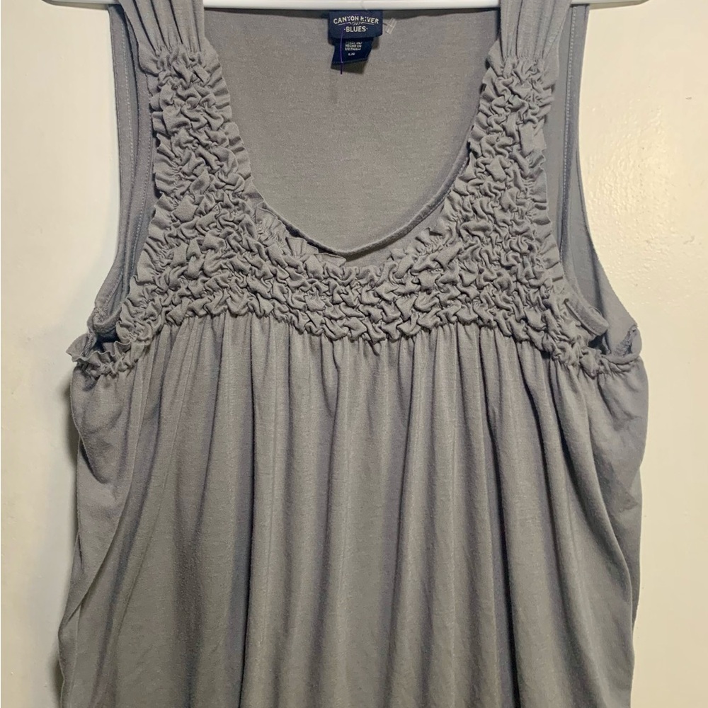 Canyon River Blues Women’s Tank Blouse Size Large‎ Gray.